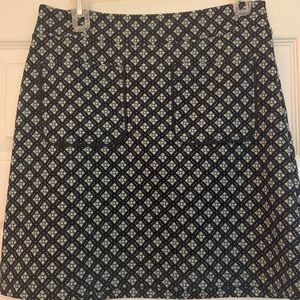 Loft knit skirt